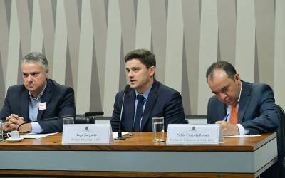 Diego Sorgatto participa de Audiência Pública no Senado que debateu a implementação do BRT de Santa Maria até Luziânia